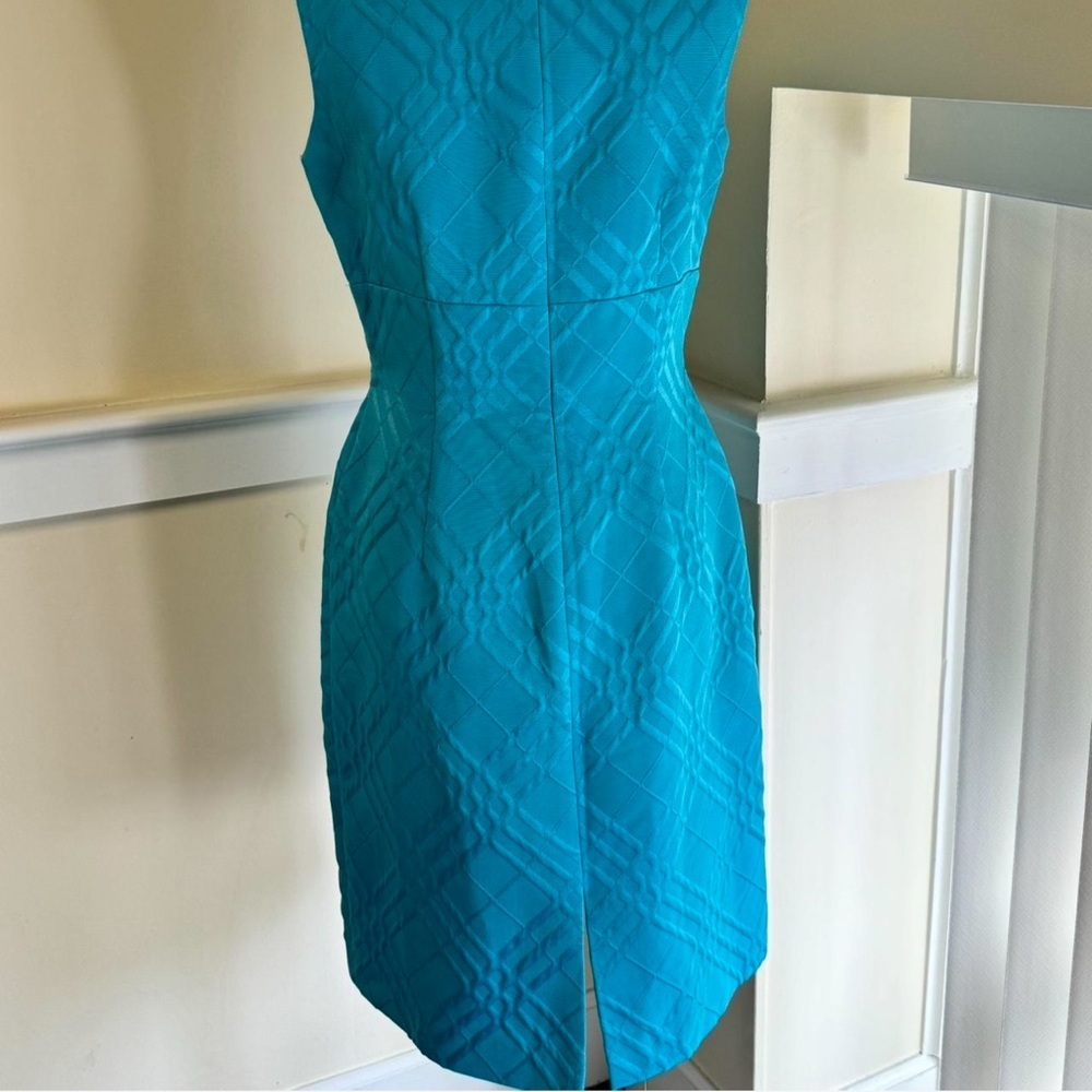 Elegant Teal Sleeveless Dress - Picture 4 of 5